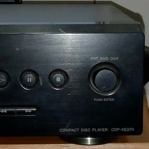 Compact disc player - compact,